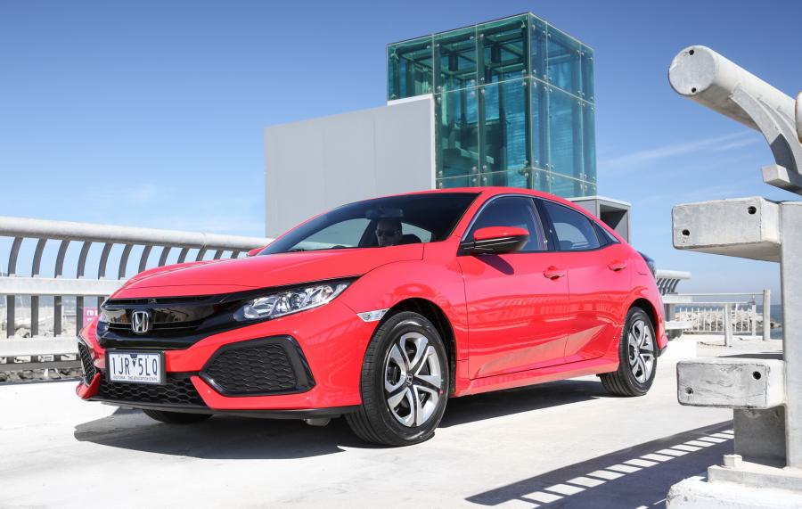  Honda Civic VTi Hatchback 2017 года  (AU) (фото 10 из 40)